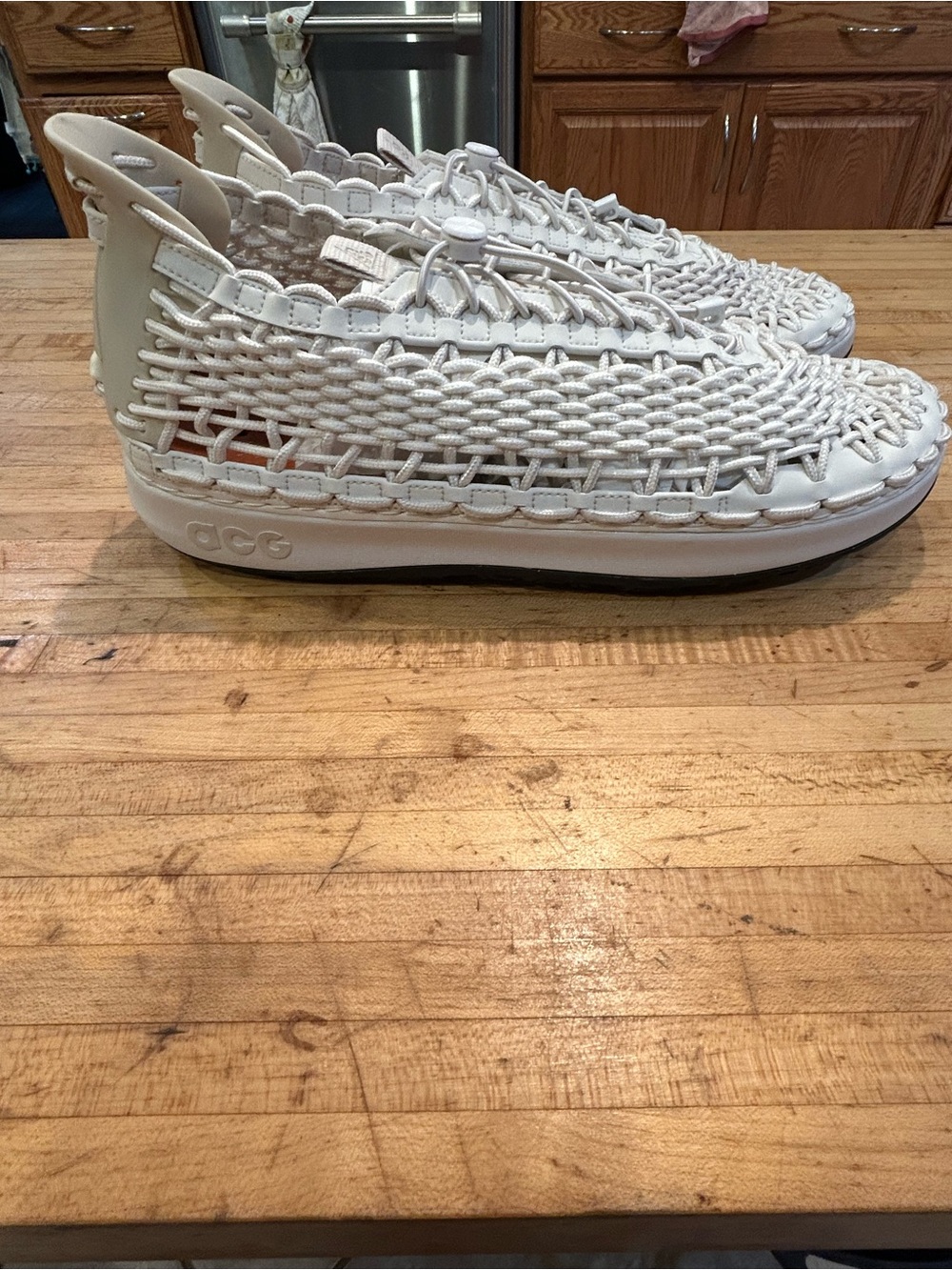 Nike Men’s ACG Watercat+ Woven Shoe Phantom/Summit White - Picture 2 of 12